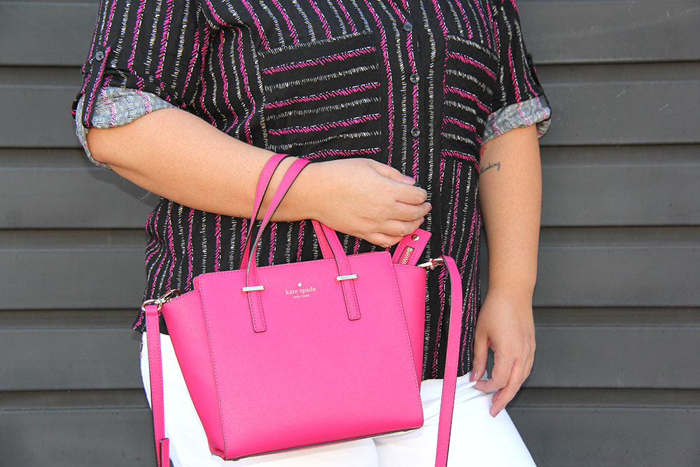 jeans branco plus size, camisa estampada plus size, julia plus, look do dia gordinha, look do dia plus size, bolsa kate spade, bolsa rosa